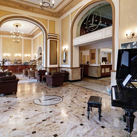 Ibb Hotel Grand Hotel Люблин Екстериор снимка