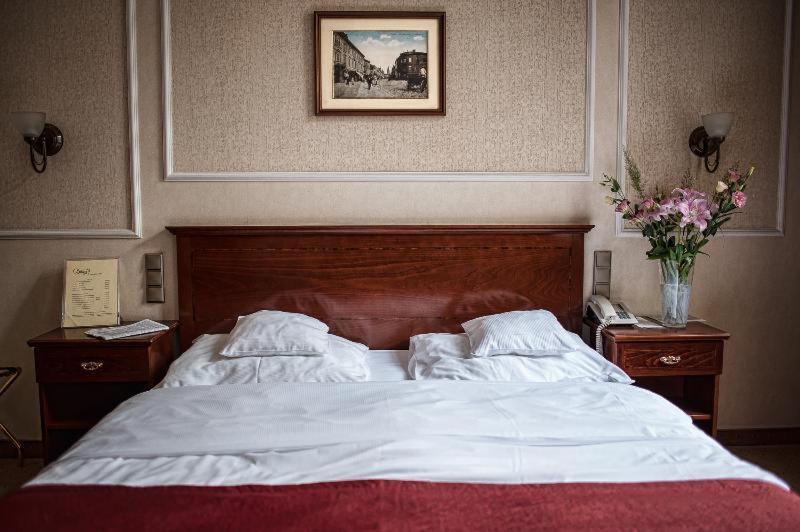 Ibb Hotel Grand Hotel Люблин Стая снимка