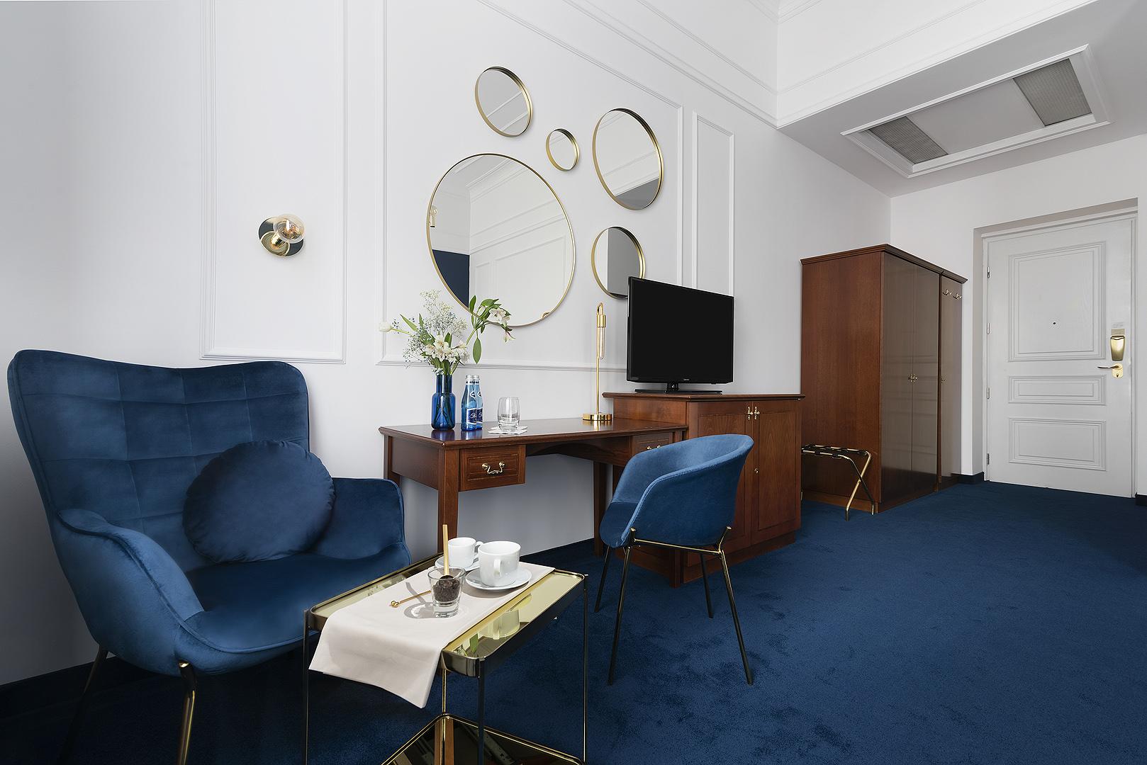 Ibb Hotel Grand Hotel Люблин Екстериор снимка