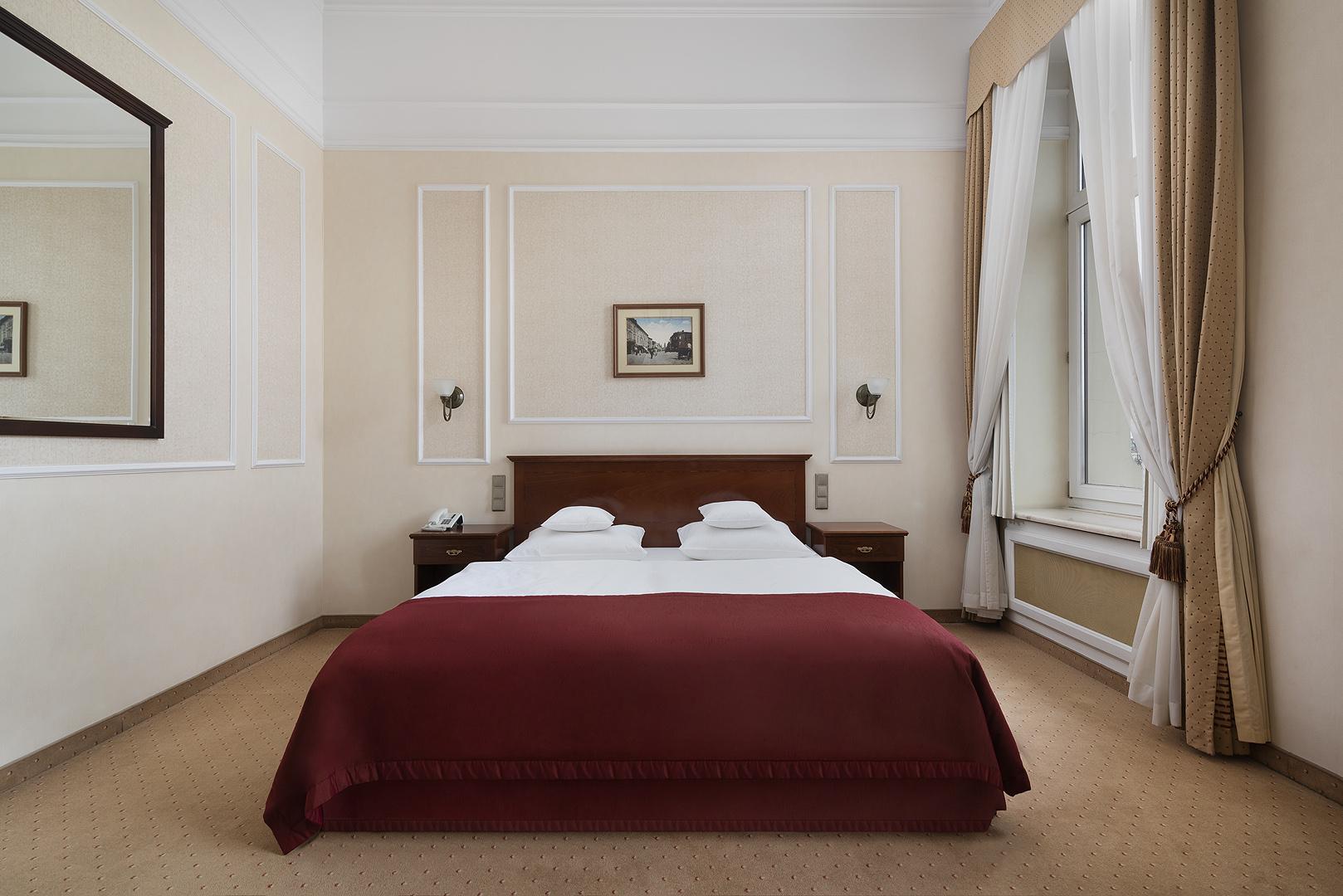 Ibb Hotel Grand Hotel Люблин Екстериор снимка