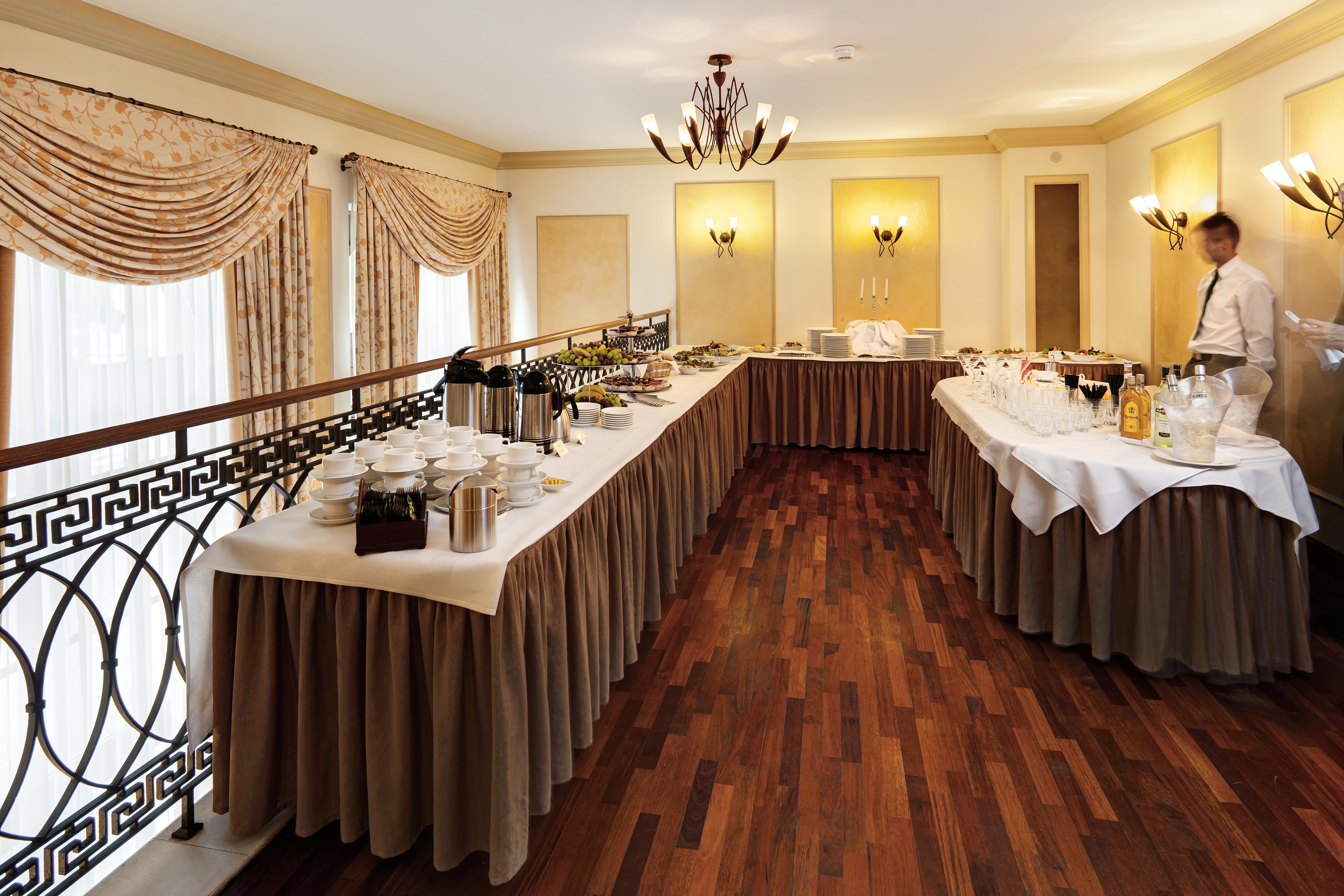 Ibb Hotel Grand Hotel Люблин Екстериор снимка